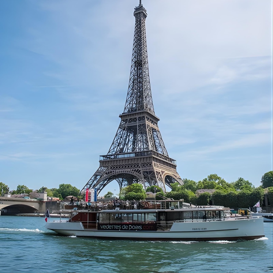 Paris Seine River Champagne Tasting Cruise 