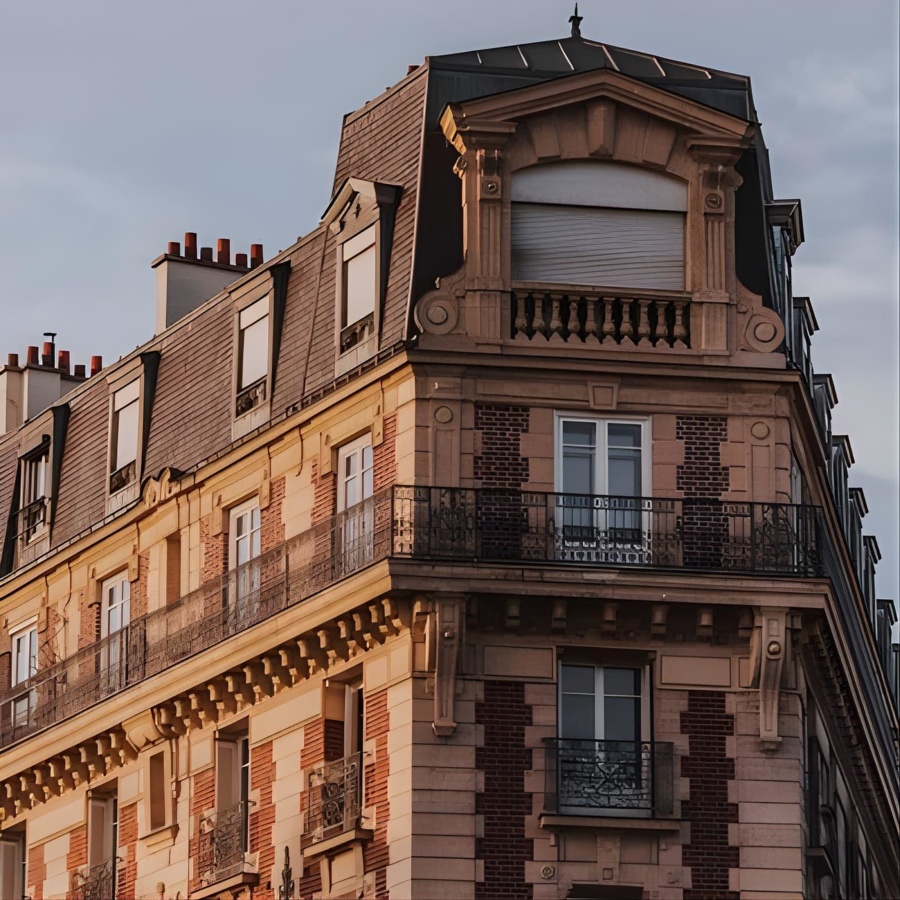 Bastille's Architecture & Artisans Self-Guided Walking Tour