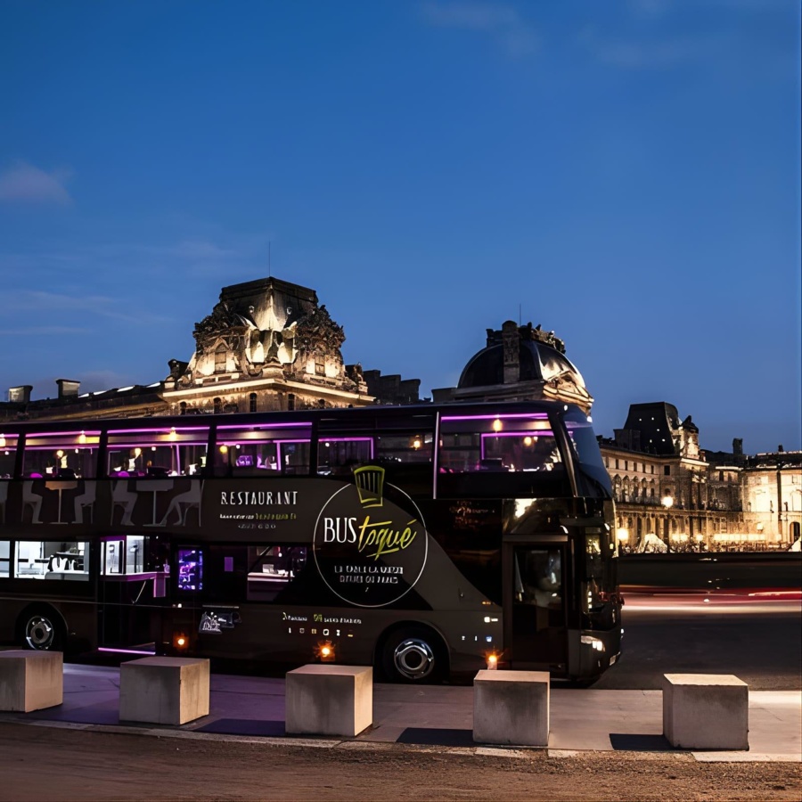 Paris Dinner Bus Toque with Champagne from Champs-Elysees