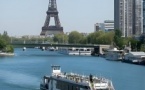 Paris Theo Boat Seine River Italian Trattoria Style Dinner Cruise