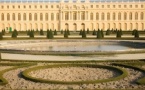 Versailles Domain Bike Tour with Palace Entry by Train from Paris