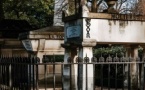 Pere Lachaise Cemetery Guided Walking Tour - Semi-Private 8ppl Max